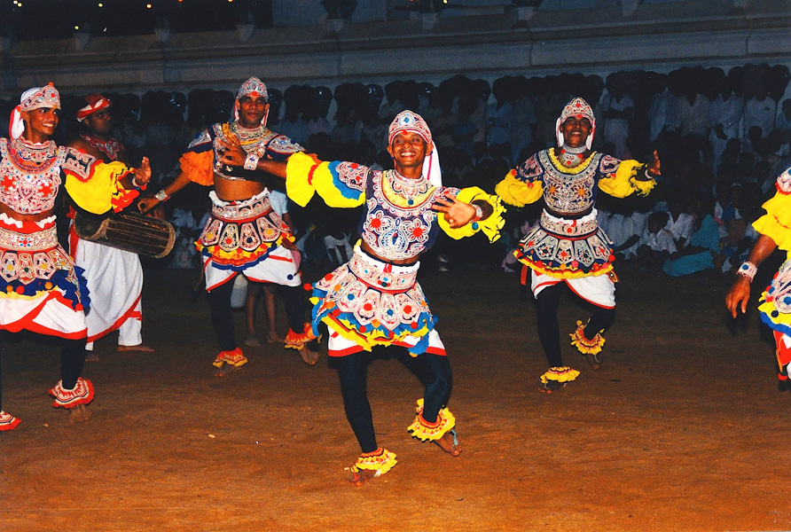 © Martina Miethig, Sri Lanka, Kataragama, Folkloretänzer